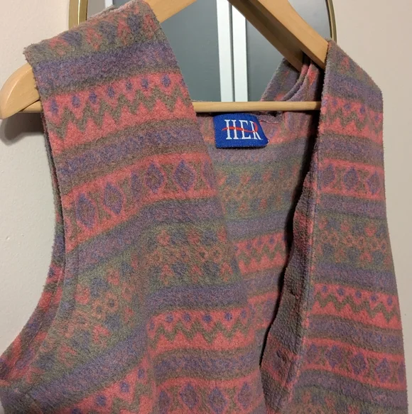 Vintage 80's-90's Fleece Vest - Picture 4 of 4